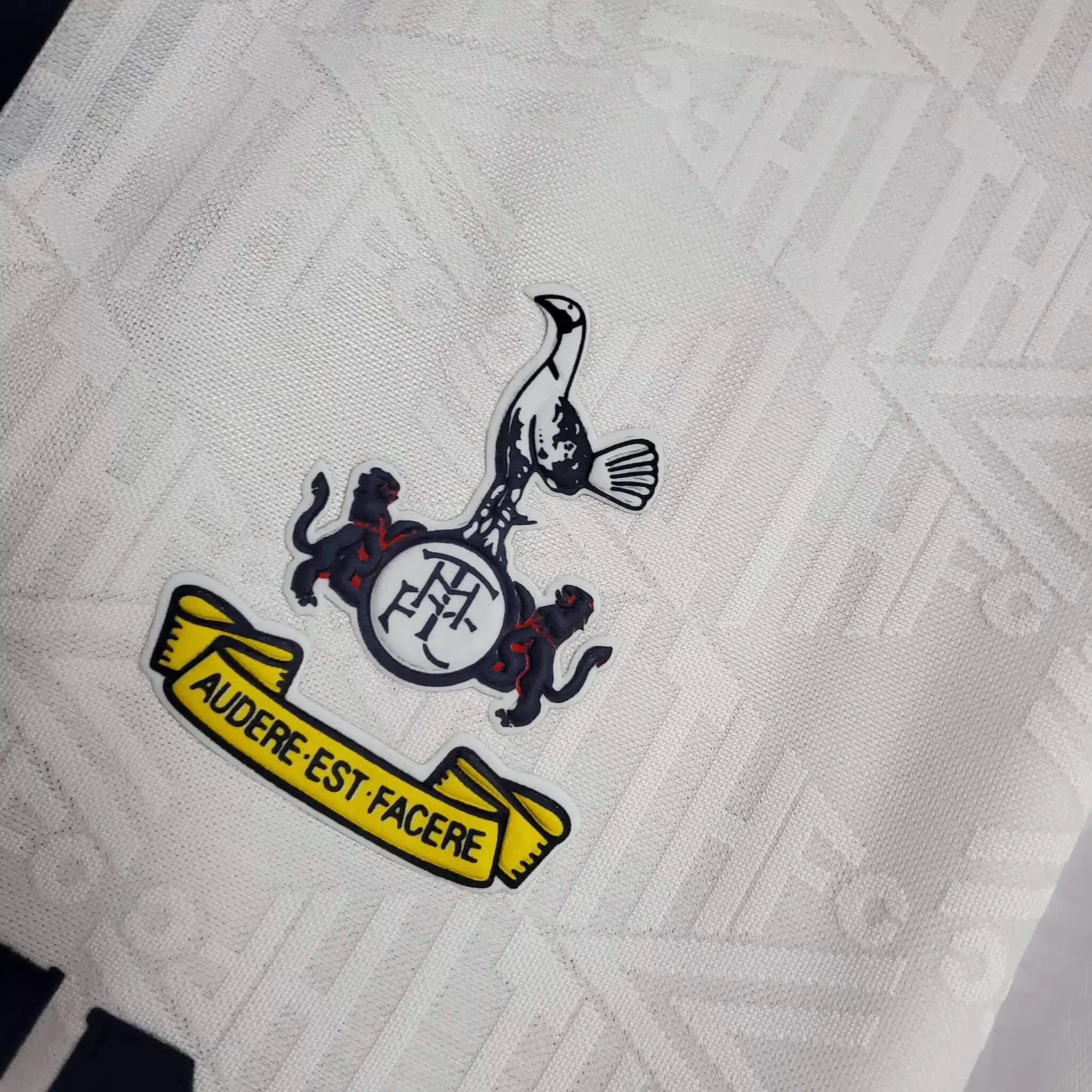 Tottenham Hotspur 1992/1993 hjemme drakt